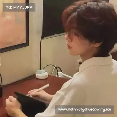 翁纳伶